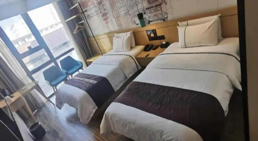 Bed in City Comfort Inn Xingtai Wanda
