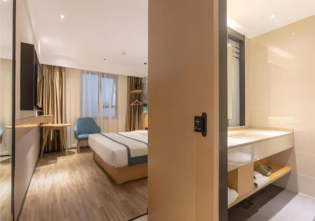 Bed in City Comfort Inn Xingtai Wanda