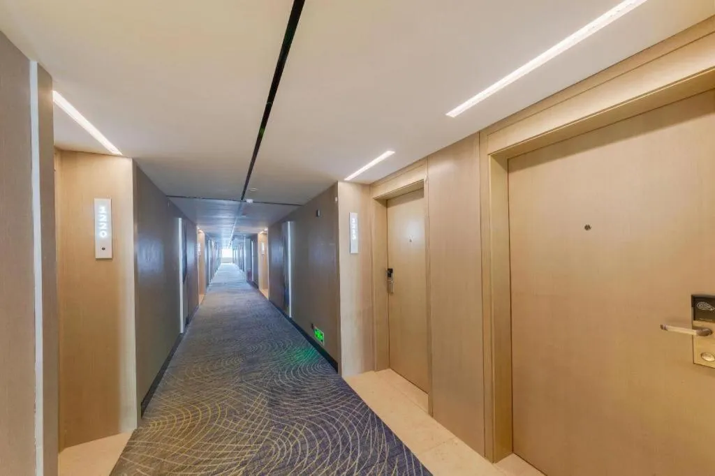 Echarm Hotel Wuhan Huangpi Xiangyang Avenue