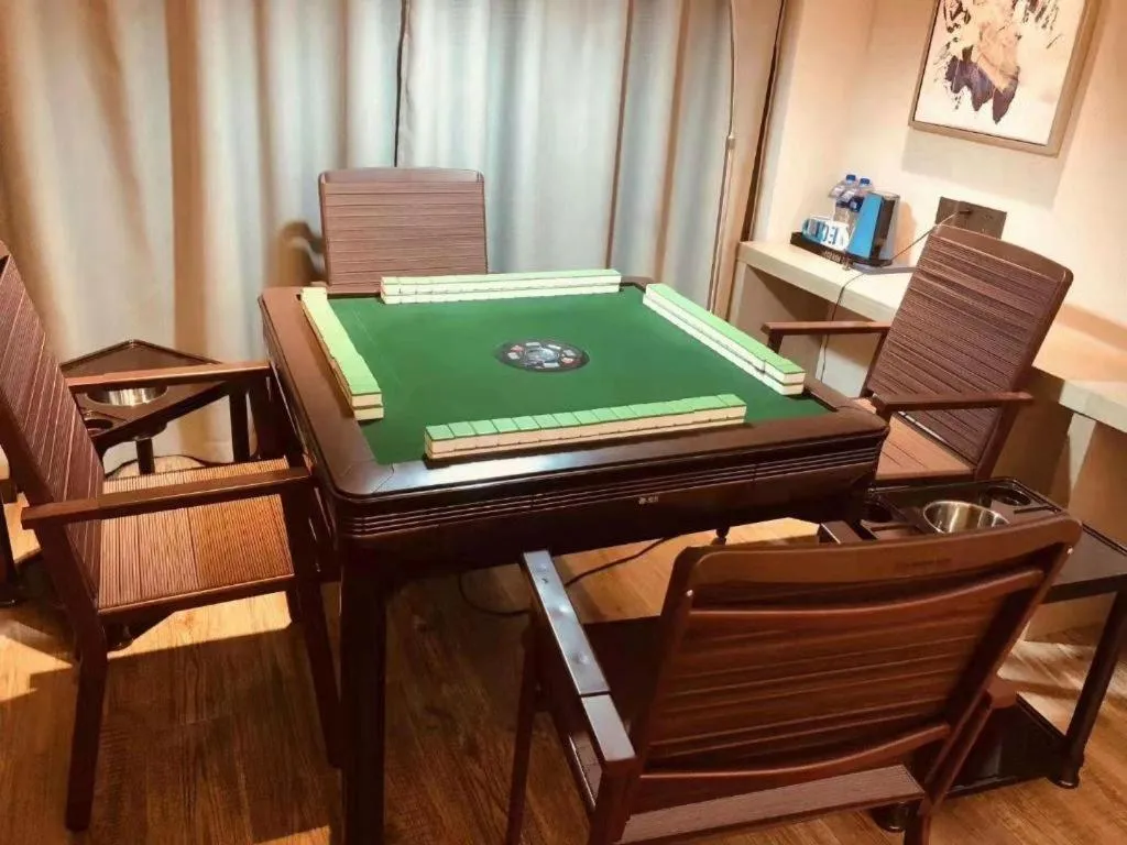 Echarm Hotel Wuhan Huangpi Xiangyang Avenue