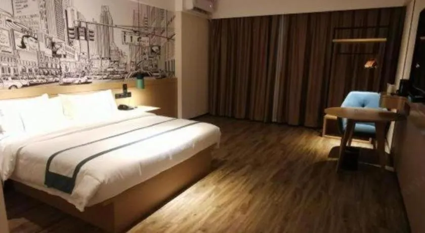 Bed in City Comfort Inn Dongguan Liaobu Jingtai Jiarong Shopping Plaza