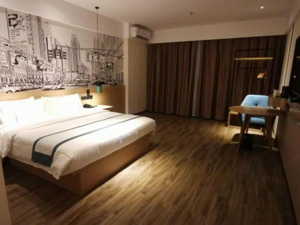 Bed in City Comfort Inn Dongguan Liaobu Jingtai Jiarong Shopping Plaza