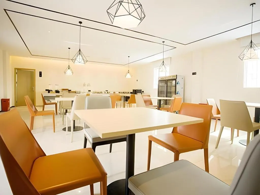 City Comfort Inn Dongguan Liaobu Jingtai Jiarong Shopping Plaza