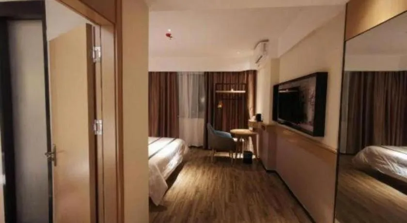 Bed in City Comfort Inn Dongguan Liaobu Jingtai Jiarong Shopping Plaza