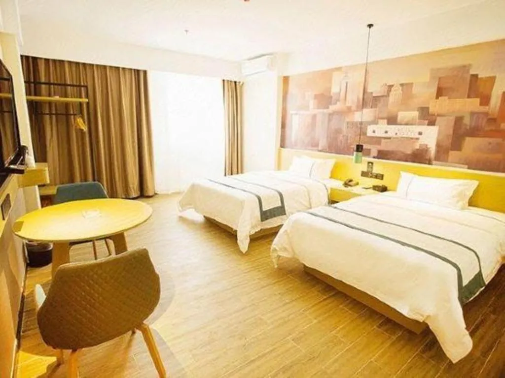 Bed in City Comfort Inn Dongguan Liaobu Jingtai Jiarong Shopping Plaza