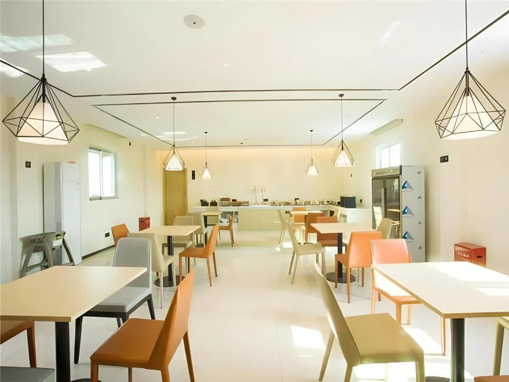 City Comfort Inn Dongguan Liaobu Jingtai Jiarong Shopping Plaza