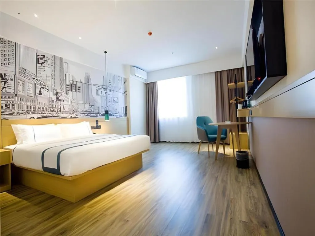 Bed in City Comfort Inn Dongguan Liaobu Jingtai Jiarong Shopping Plaza
