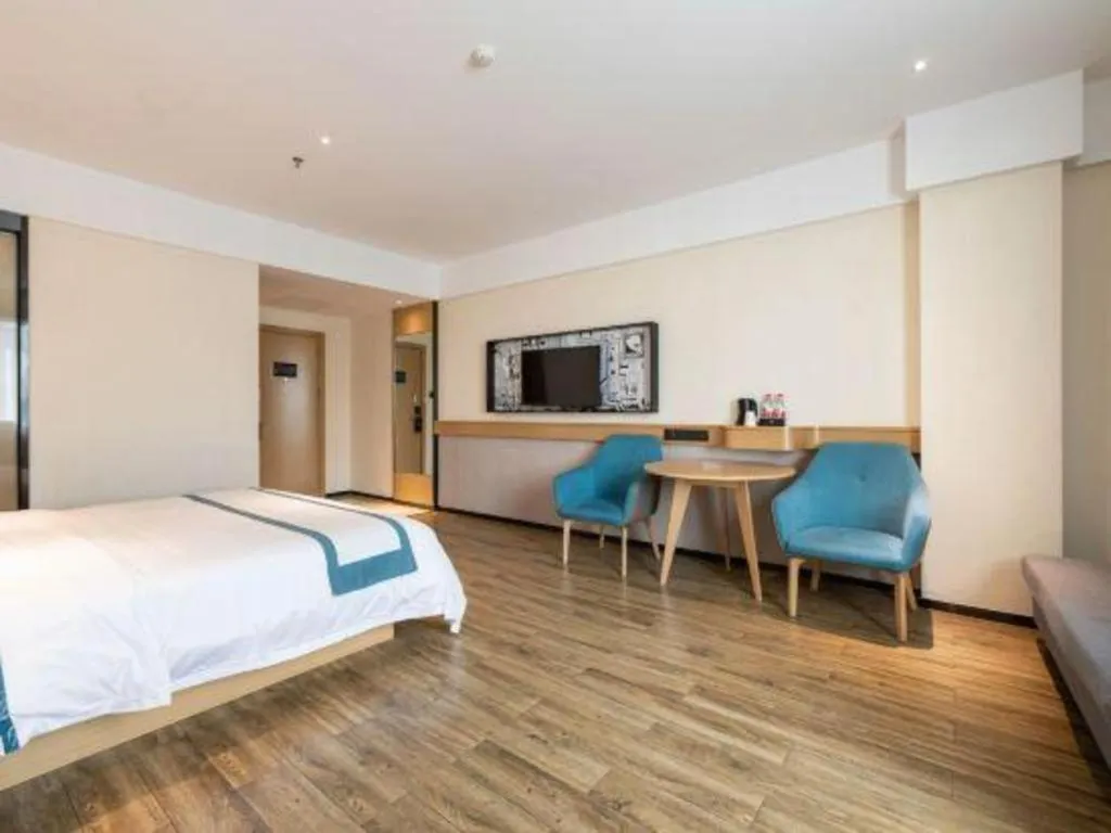 Bed in City Comfort Inn Dongguan Liaobu Jingtai Jiarong Shopping Plaza