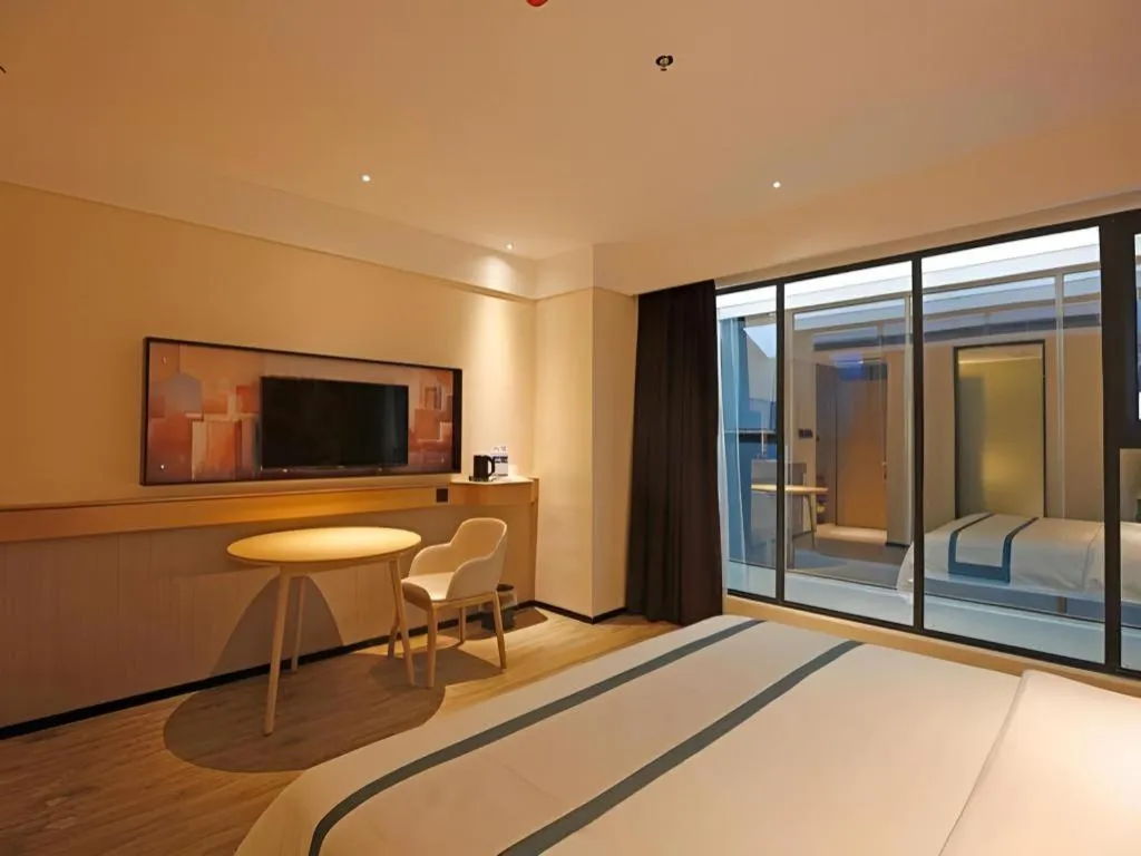 Bed in City Comfort Inn Chengdu Dongjiao Memory