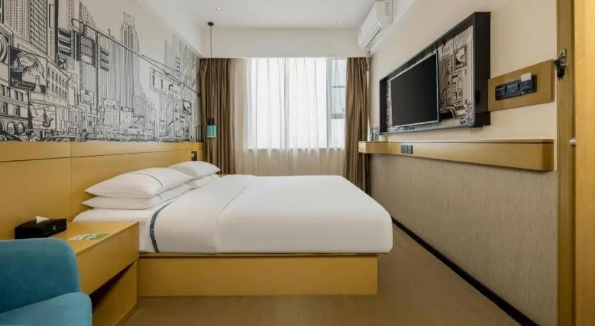 Bed in City Comfort Inn Xingye High-Speed Railway Station