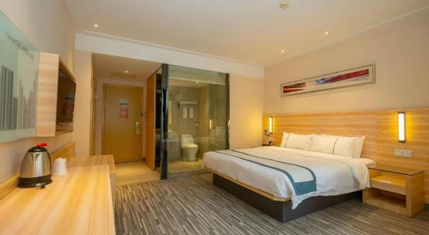 Bed in City Comfort Inn Wuhan Qingshan Jianshi Qingyiju Metro Station