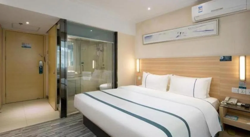 Bed in City Comfort Inn Hengyang Shigu Shuyuan