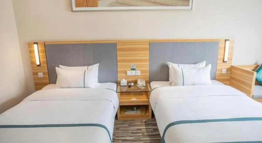 Bed in City Comfort Inn Hengyang Shigu Shuyuan