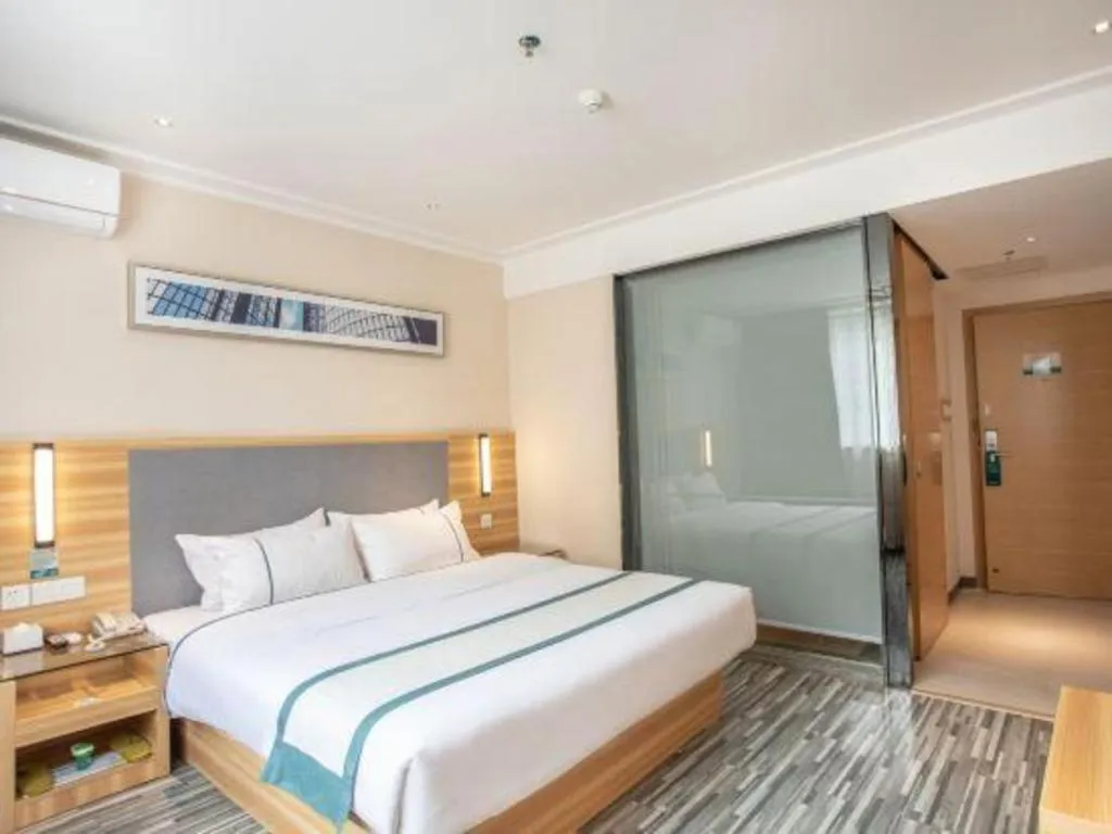 Bed in City Comfort Inn Hengyang Shigu Shuyuan