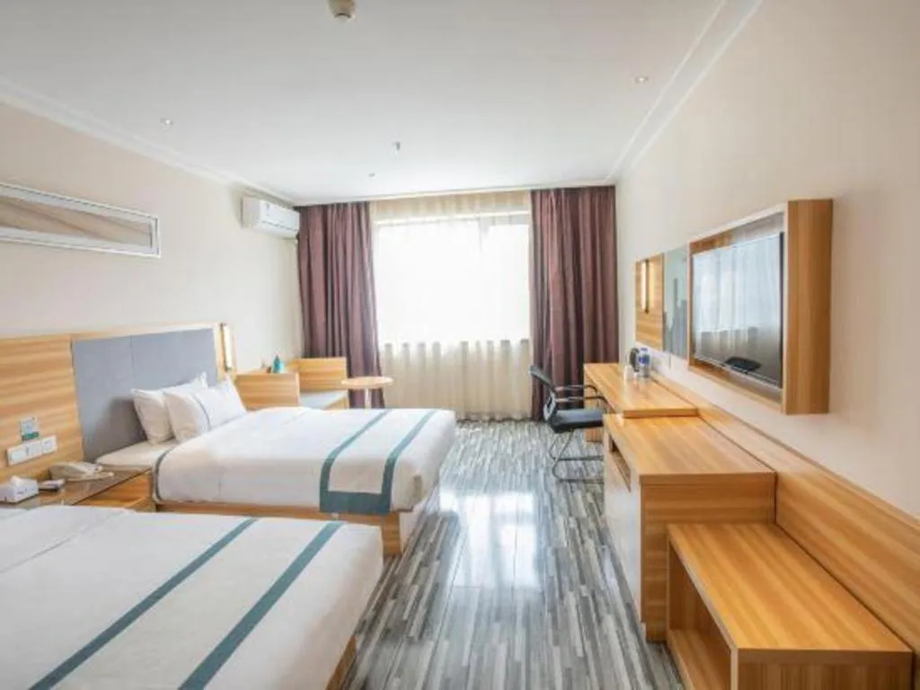 Bed in City Comfort Inn Hengyang Shigu Shuyuan