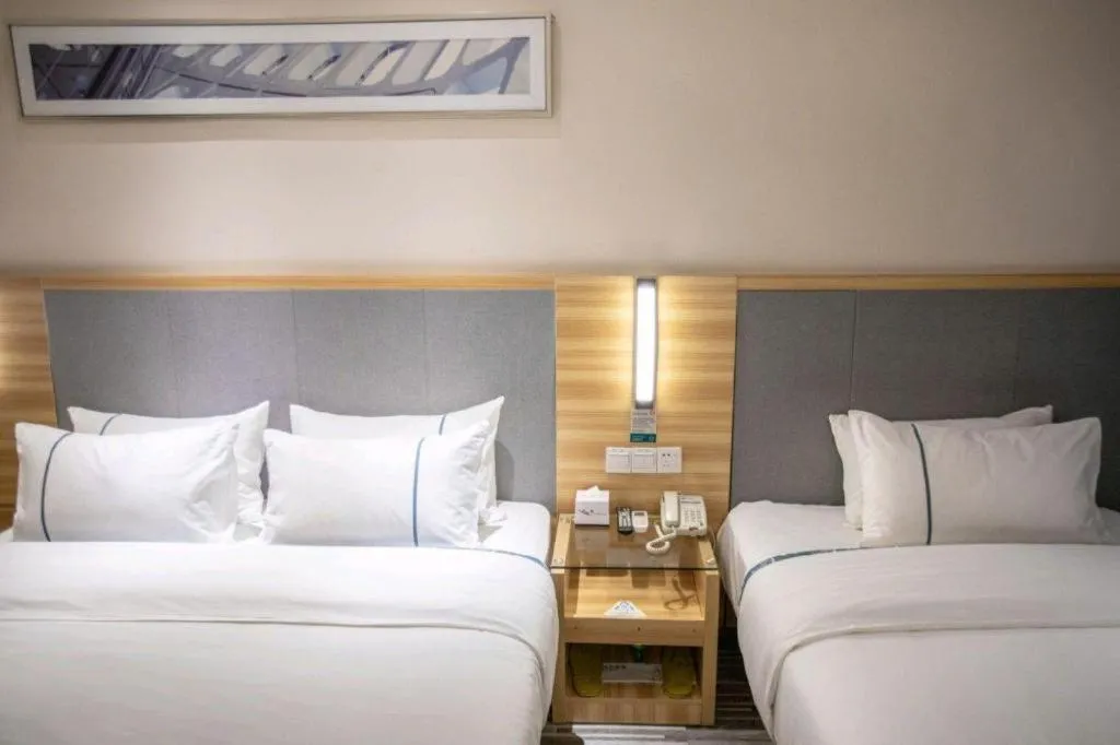 Bed in City Comfort Inn Hengyang Shigu Shuyuan