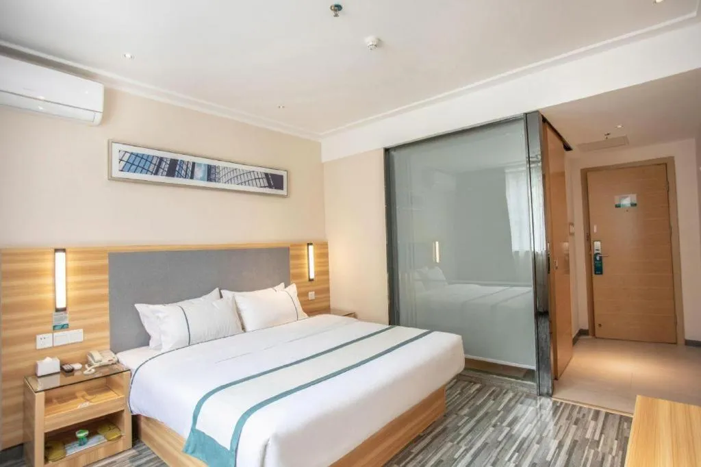 Bed in City Comfort Inn Hengyang Shigu Shuyuan