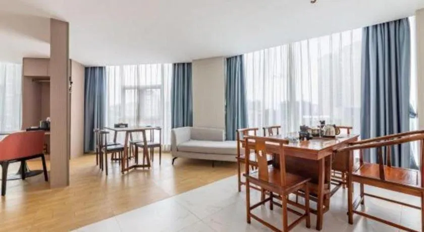 Bed in Borrman Hotel Shaoguan Century East Street Fengcai Building