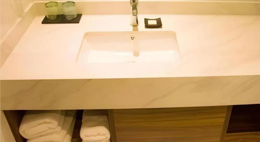 Borrman Hotel Shaoguan Century East Street Fengcai Building