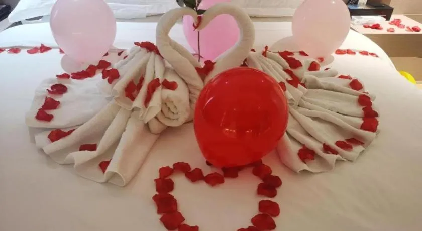 Borrman Hotel Shaoguan Century East Street Fengcai Building