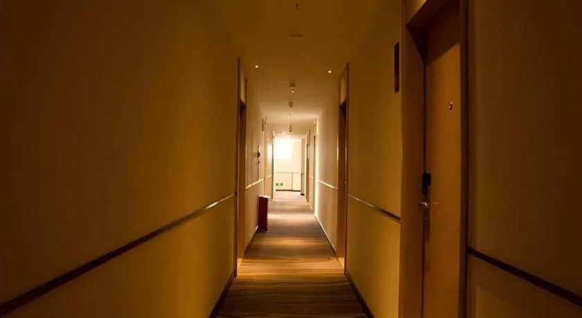 City Comfort Inn Zhuhai Doumen Daxin Xinduhui Pedestrian Street