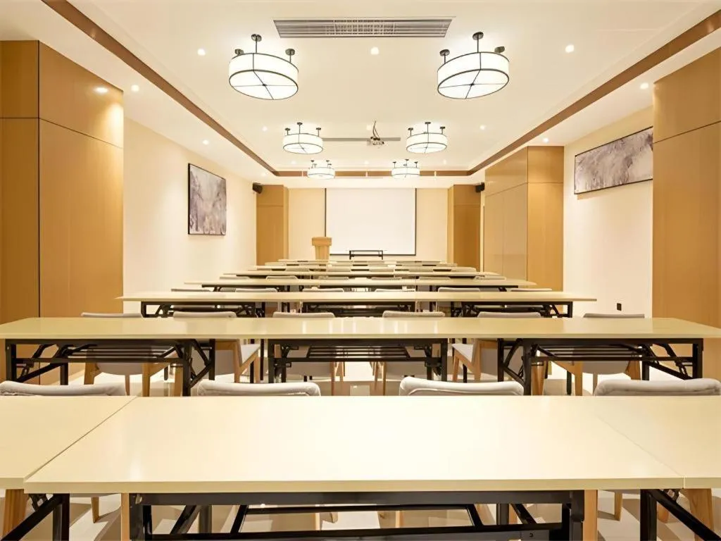 City Comfort Inn Haikou Xiuying District Wanda Plaza