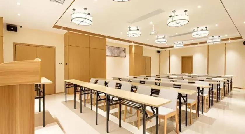 City Comfort Inn Haikou Xiuying District Wanda Plaza