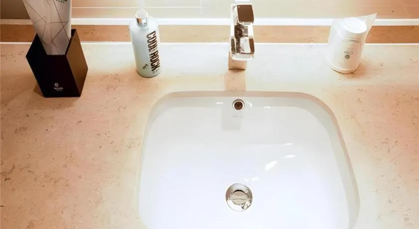 City Comfort Inn Honghu Shopping Park Bao'an Plaza