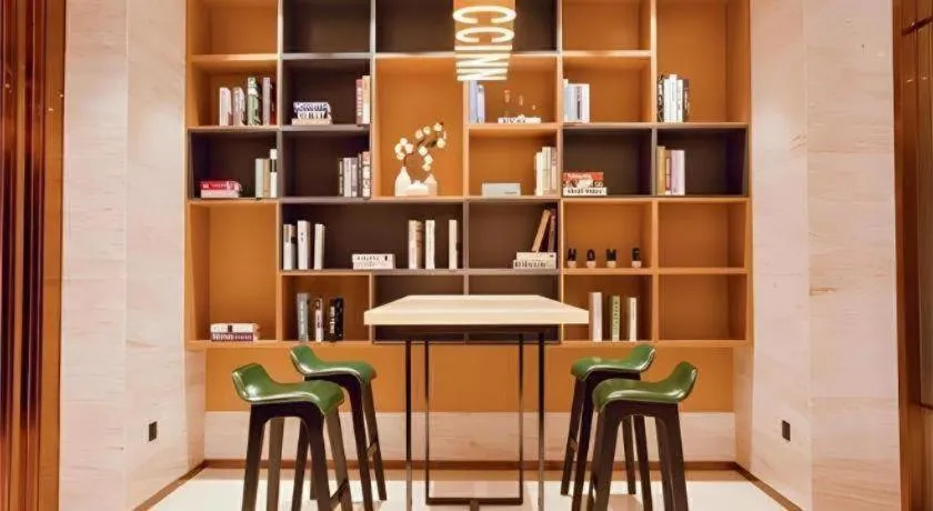 City Comfort Inn Honghu Shopping Park Bao'an Plaza