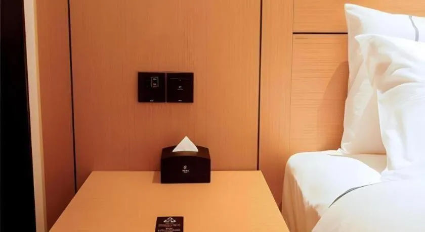 City Comfort Inn Honghu Shopping Park Bao'an Plaza