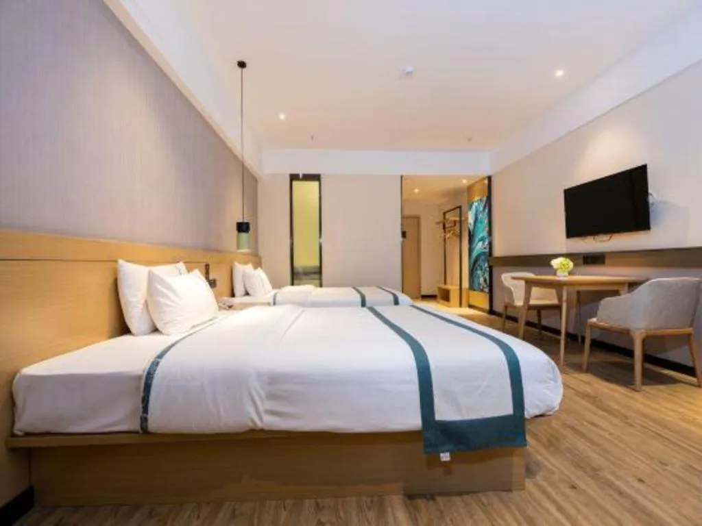 Bed in City Comfort Inn Kunming Xinluojiu Bay Guangju Road