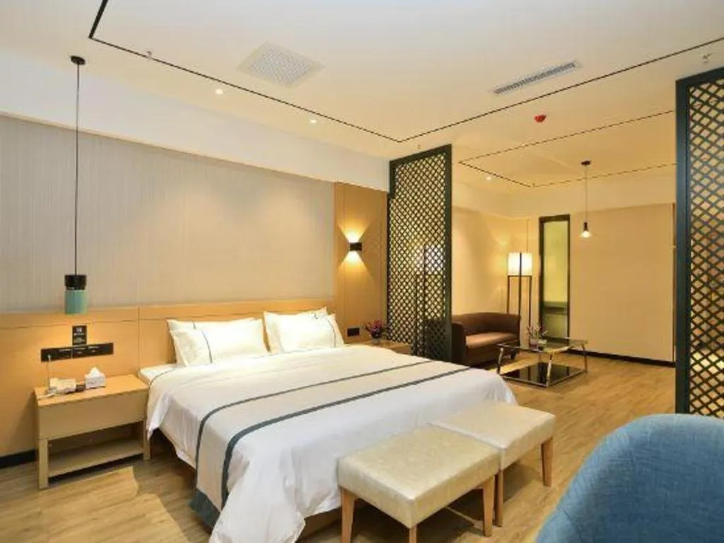 Bed in City Comfort Inn Kunming Xinluojiu Bay Guangju Road