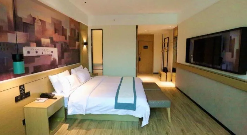 Bed in City Comfort Inn Shaoguan High-speed Railway Station Guanshaoyuan