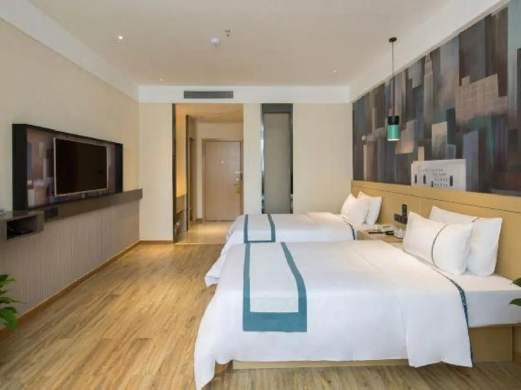 Bed in City Comfort Inn Changsha Outlets Datuo Metro Station