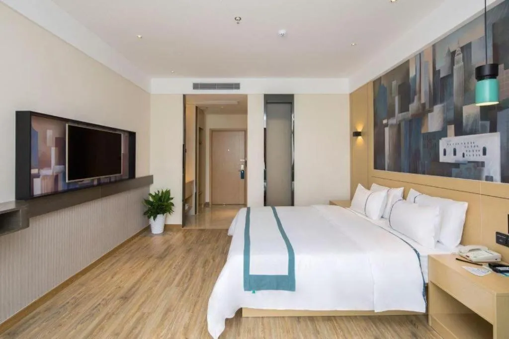 Bed in City Comfort Inn Changsha Outlets Datuo Metro Station