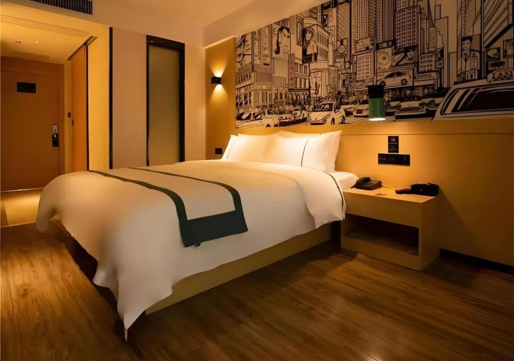 Bed in City Comfort Inn Changsha Outlets Datuo Metro Station
