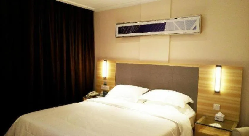 Bed in City Comfort Inn Hengyang Jiefang Avenue Business Walking Street