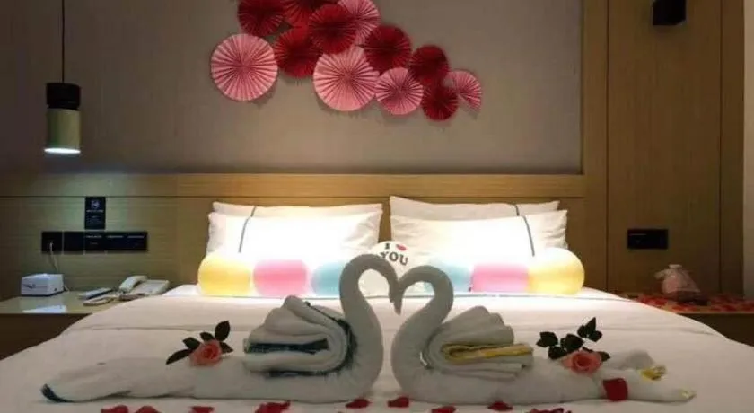 Bed in City Comfort Inn Qingyuan City Plaza Hefu Dongcheng