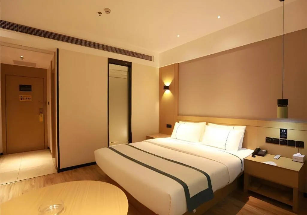 Bed in City Comfort Inn Qingyuan City Plaza Hefu Dongcheng