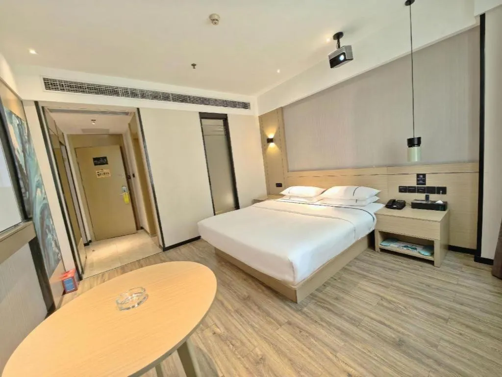 Bed in City Comfort Inn Qingyuan City Plaza Hefu Dongcheng