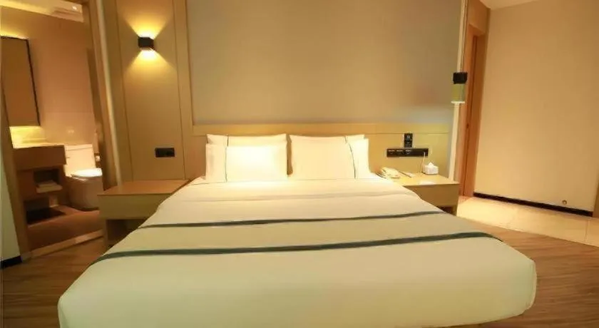 Bed in City Comfort Inn Qingyuan City Plaza Hefu Dongcheng