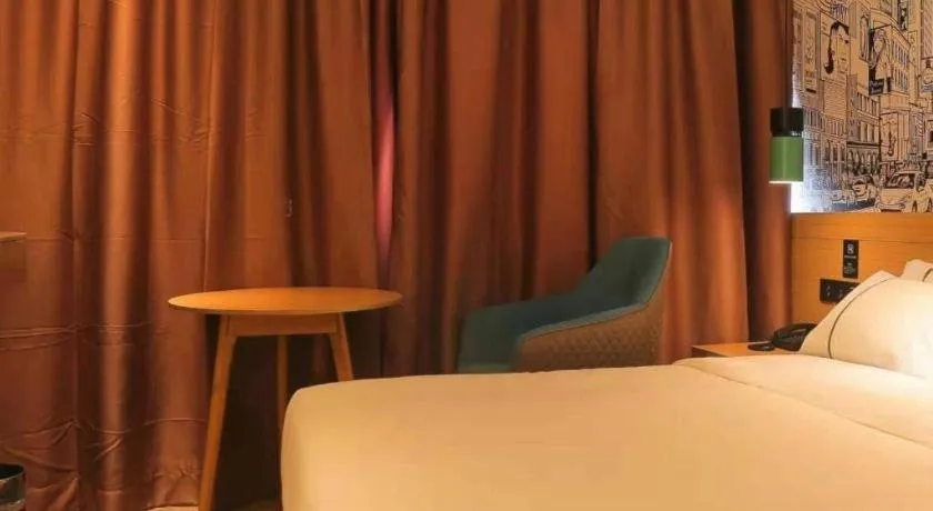 Bed in City Comfort Inn Xianning Yinquan Avenue