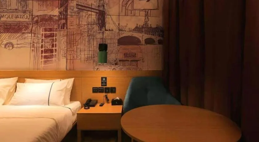 Bed in City Comfort Inn Xianning Yinquan Avenue