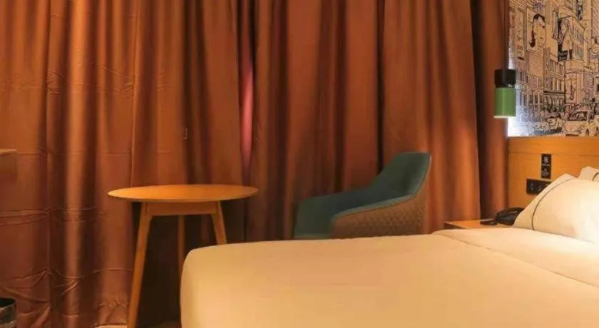 Bed in City Comfort Inn Xianning Yinquan Avenue