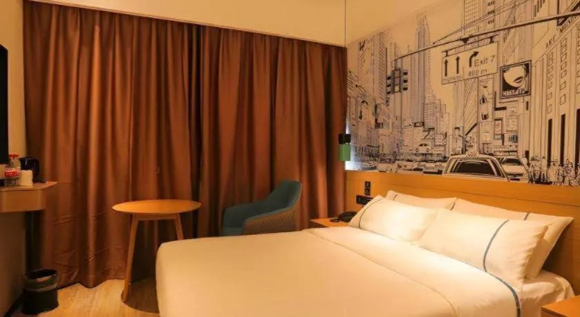 Bed in City Comfort Inn Xianning Yinquan Avenue