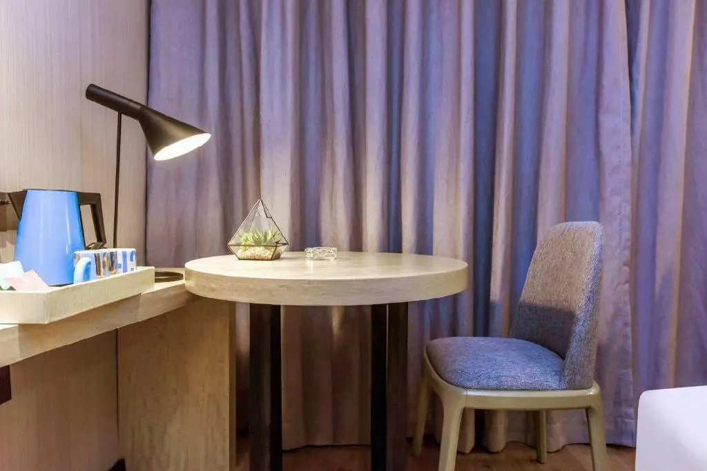 Echarm Hotel Guiyang North High-speed Railway Station