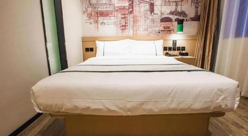 Bed in City Comfort Inn Zhangjiakou Municipal Government High-speed Railway Station North Institute
