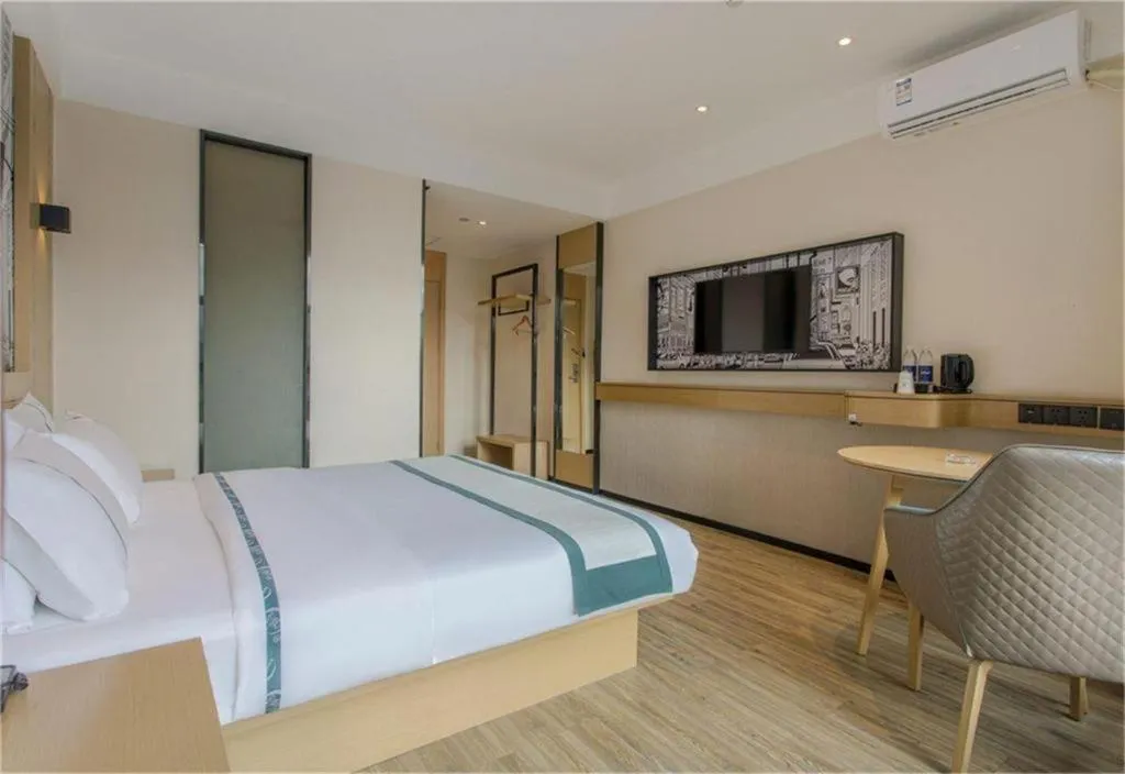 Bed in City Comfort Inn Zhangjiakou Municipal Government High-speed Railway Station North Institute