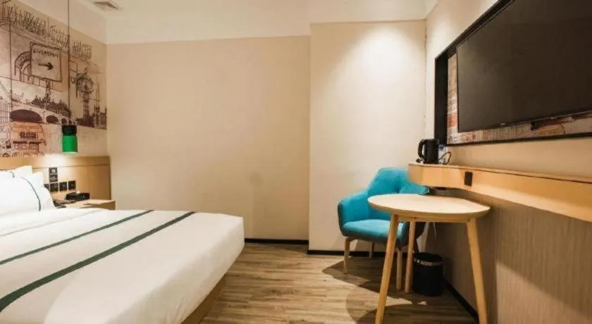 Bed in City Comfort Inn Zhangjiakou Municipal Government High-speed Railway Station North Institute