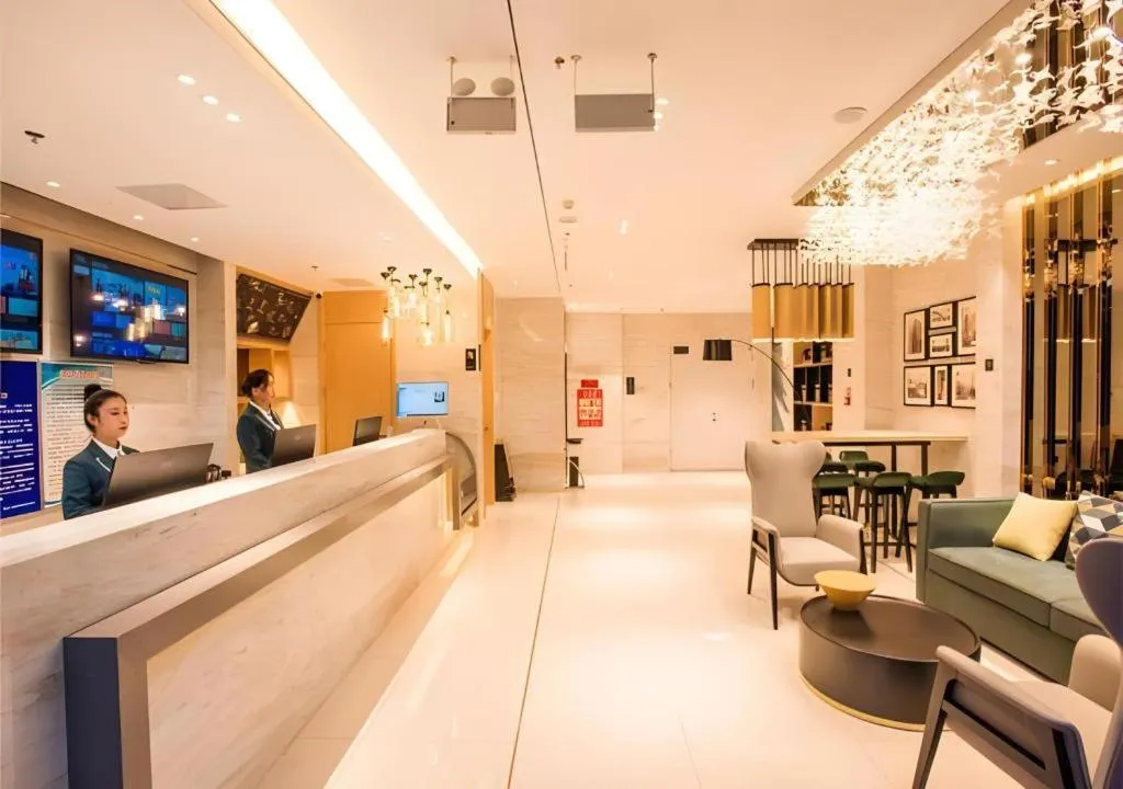 City Comfort Inn Zhangjiakou Municipal Government High-speed Railway Station North Institute